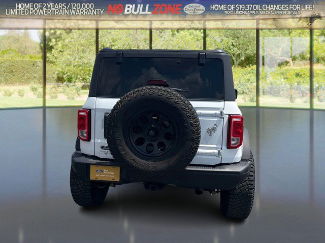Certified 2023 Ford Bronco Black Diamond w/ Sasquatch Package AWD/4WD image 4