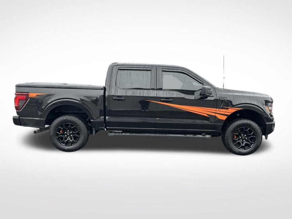 Certified 2024 Ford F150 XLT w/ XLT Black Appearance Package image 9
