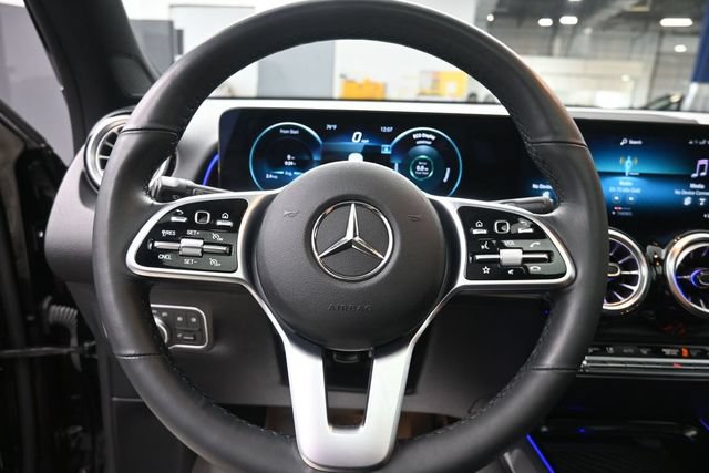 Used 2022 Mercedes-Benz GLB 250 4MATIC image 16