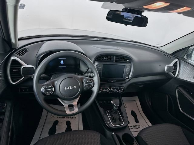 Used 2025 Kia Soul LX FWD image 26