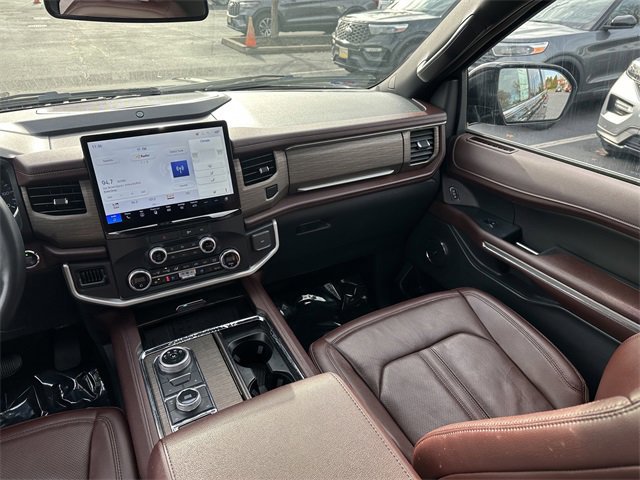 Certified 2022 Ford Expedition Limited image 19