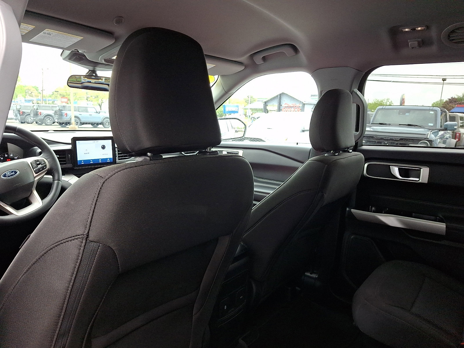 Certified 2023 Ford Explorer XLT AWD/4WD image 12