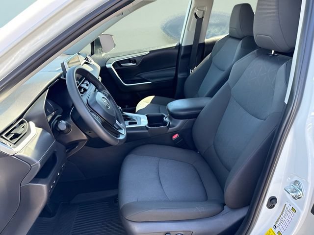 Used 2025 Toyota RAV4 XLE w/ Convenience Package AWD/4WD image 19
