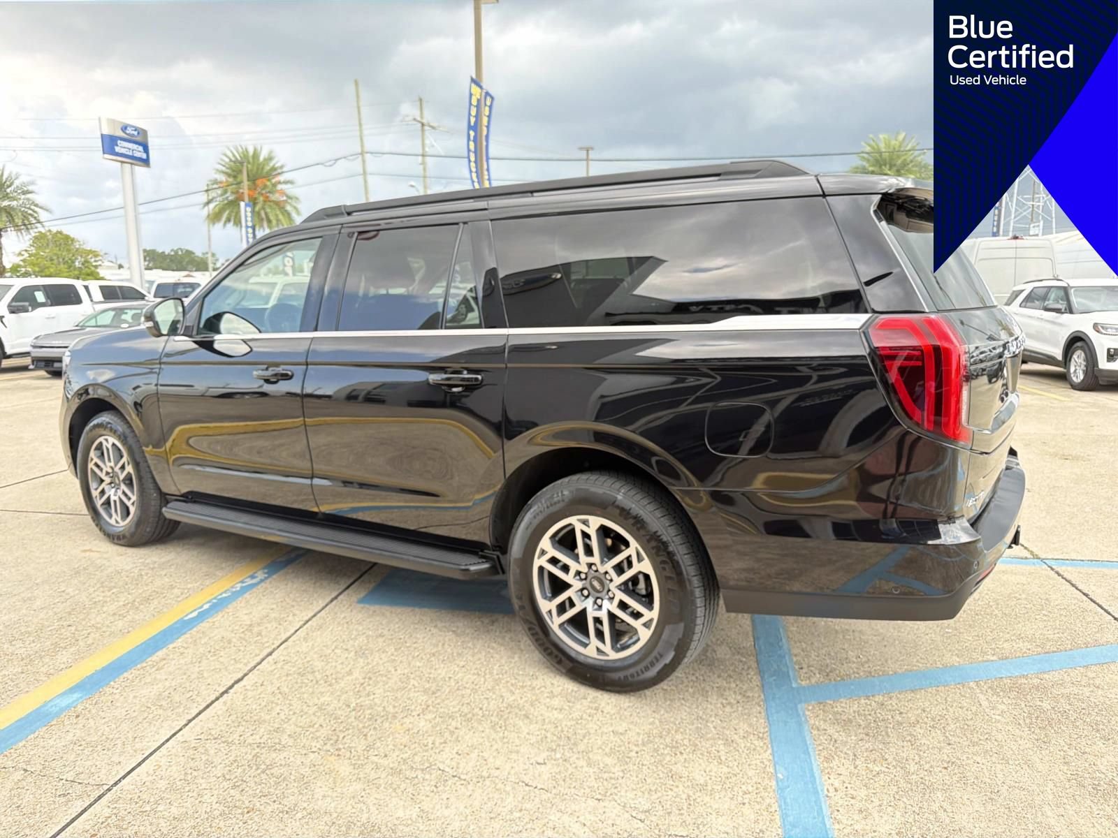 Certified 2025 Ford Expedition Max Active RWD image 8