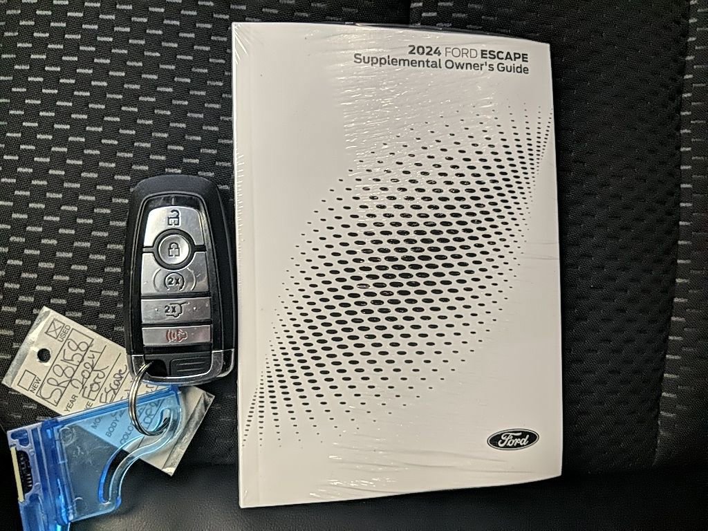 Certified 2024 Ford Escape ST-Line w/ Tech Pack #1 image 28