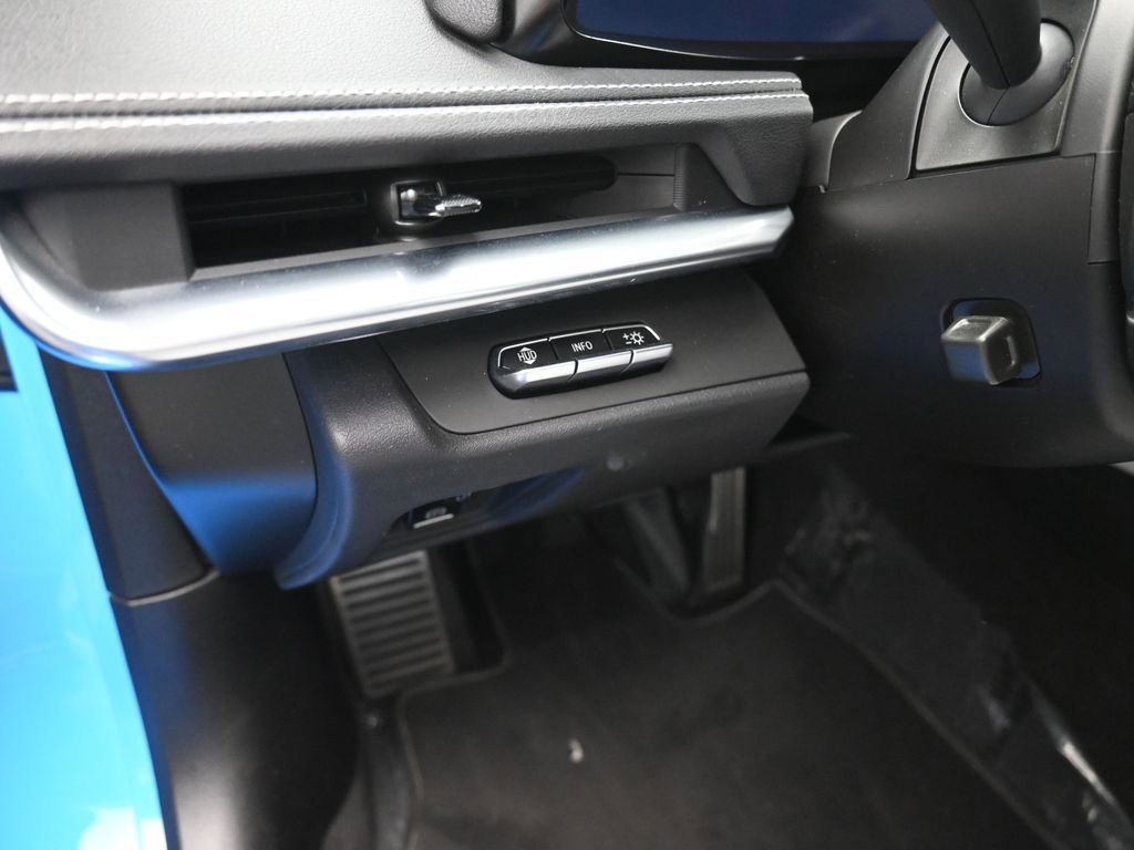 Used 2024 Chevrolet Corvette Stingray Preferred Cpe w/ 2LT image 21