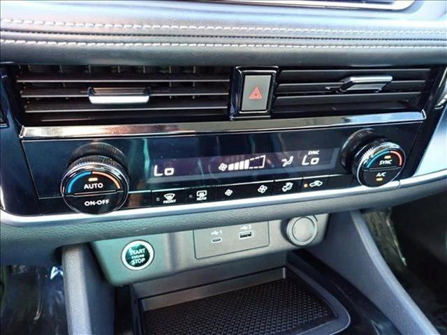 Used 2022 Nissan Rogue SV image 20