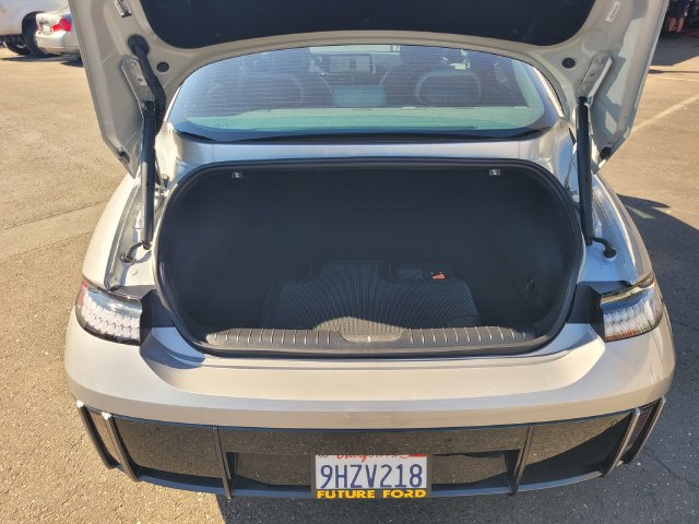 Used 2023 Hyundai Ioniq 6 SEL RWD image 11
