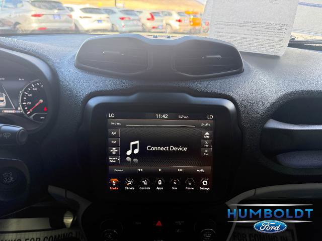 Used 2022 Jeep Renegade Latitude w/ Convenience Group image 18