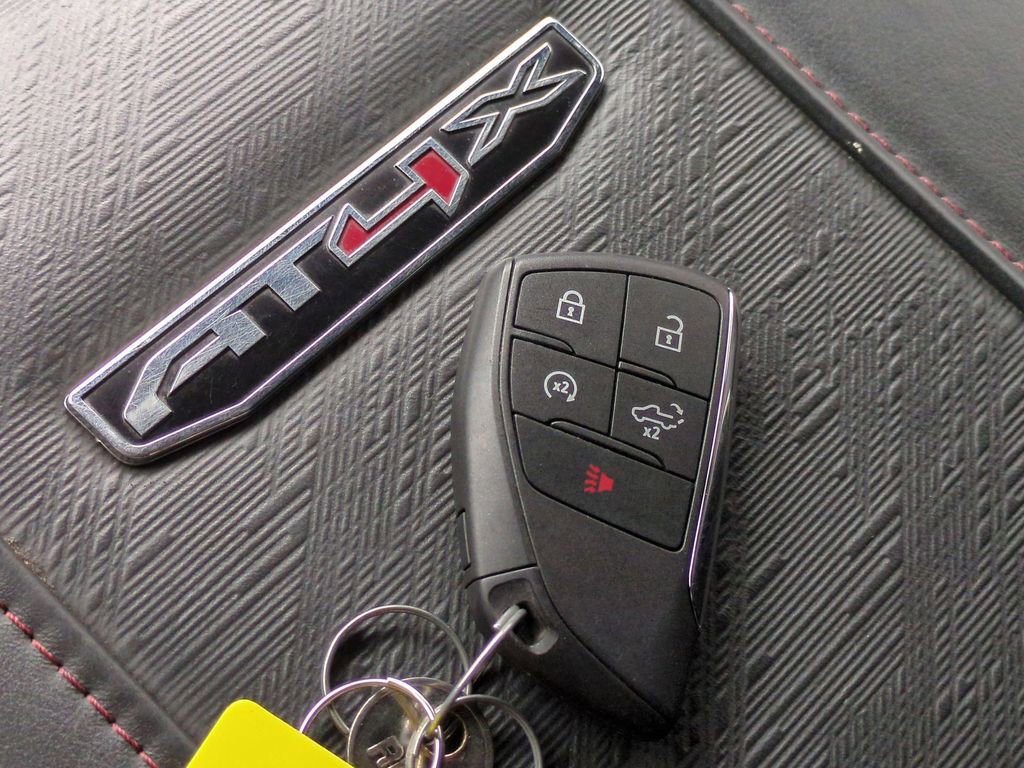 Used 2024 GMC Sierra 2500 AT4X image 30