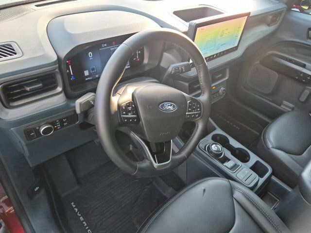 Certified 2025 Ford Maverick Lariat AWD/4WD image 17