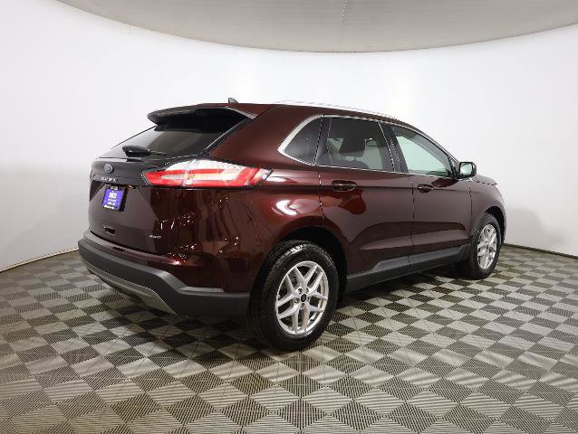 Certified 2024 Ford Edge SEL w/ Convenience Package image 4