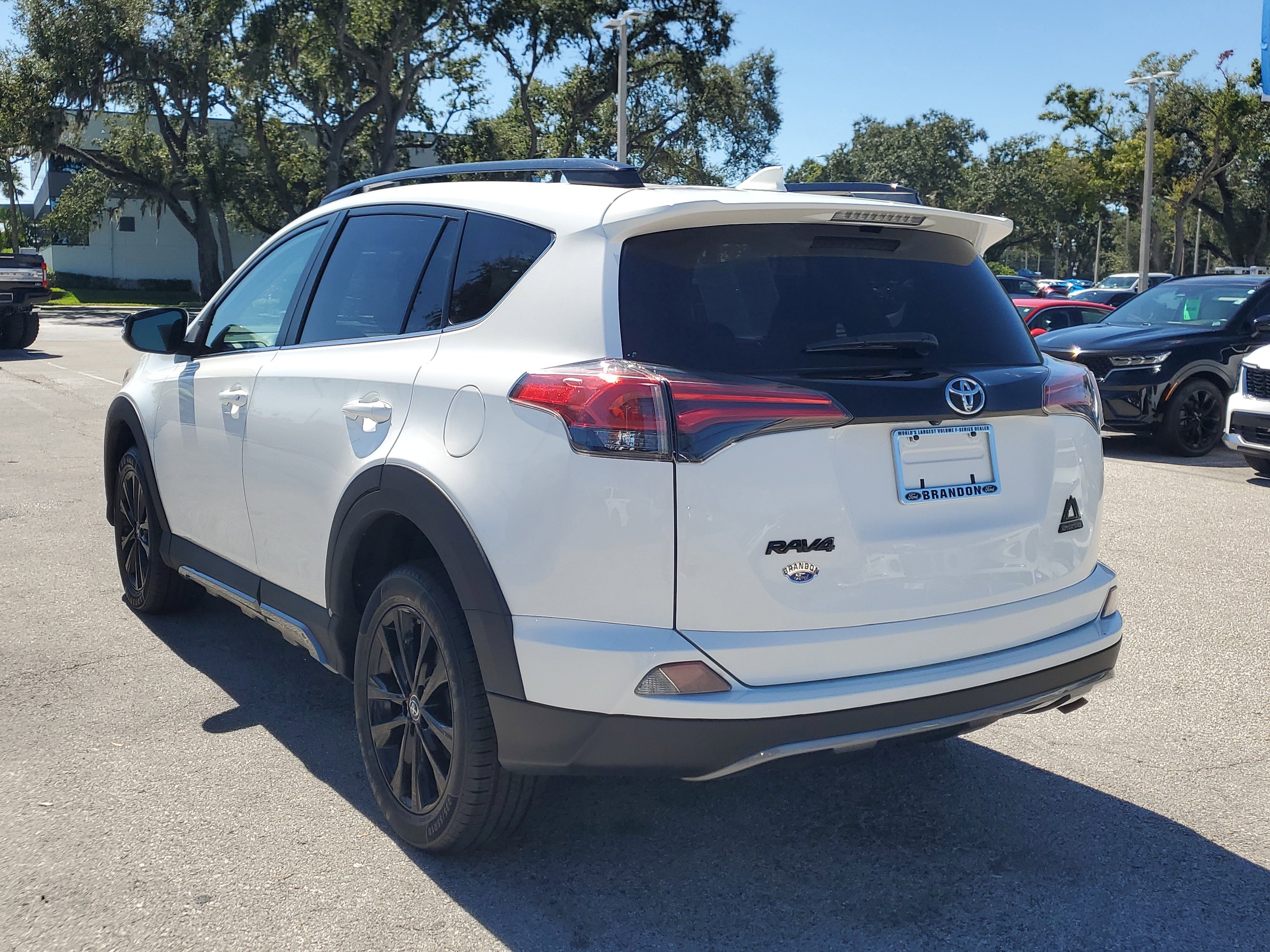Used 2018 Toyota RAV4 Adventure image 3