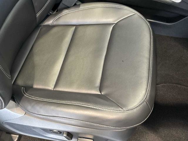 Certified 2023 Ford Explorer XLT w/ Equipment Group 202A image 33