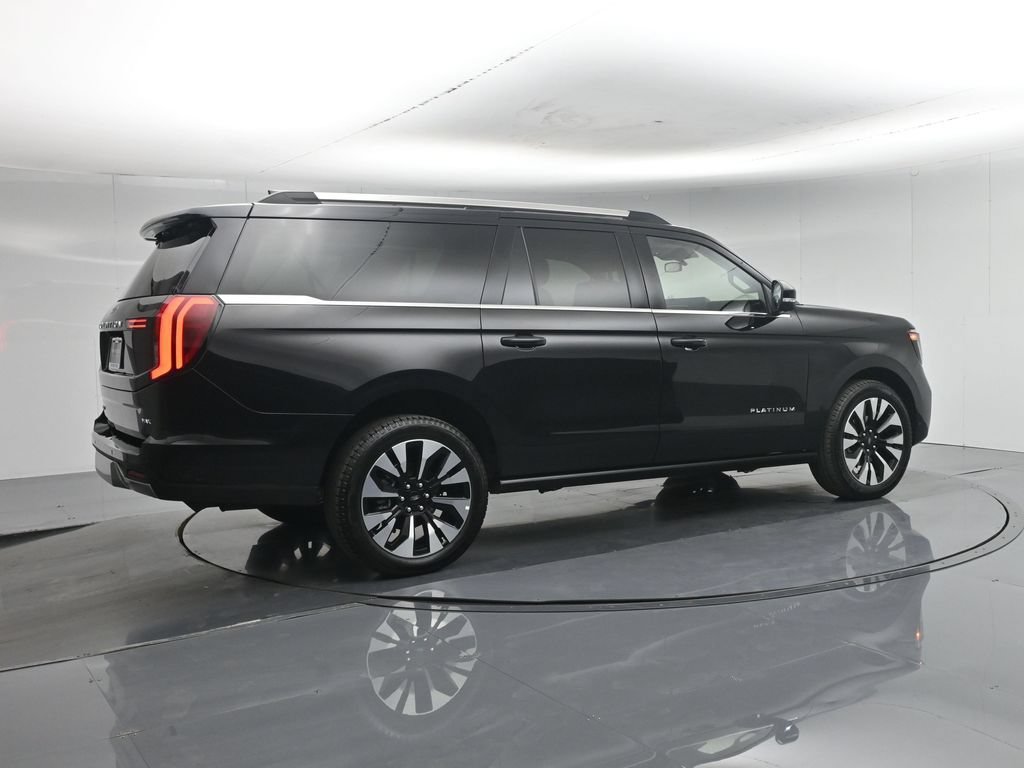 Certified 2025 Ford Expedition Max Platinum w/ Driver's Package AWD/4WD image 33