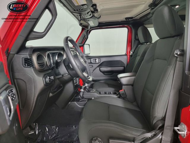 Used 2019 Jeep Wrangler Sport AWD/4WD image 13