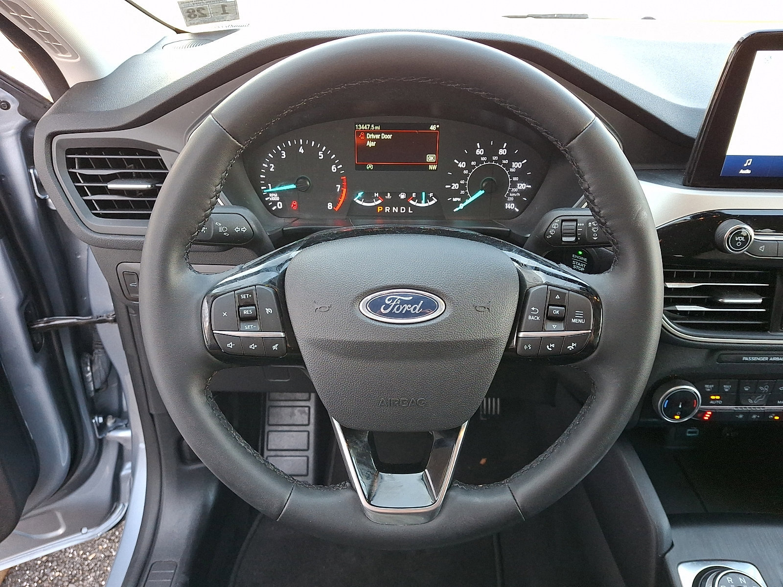 Certified 2022 Ford Escape SE w/ SE Sport Appearance Package image 23