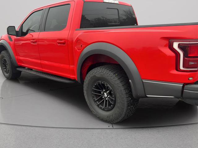 Certified 2019 Ford F150 Raptor w/ Equipment Group 802A Luxury image 4