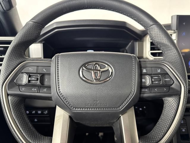 Used 2025 Toyota Sequoia SR5 w/ SR5 Premium Package AWD/4WD image 21