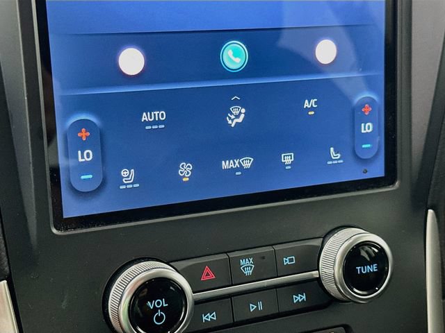 Certified 2024 Ford Edge SEL w/ Convenience Package AWD/4WD image 40