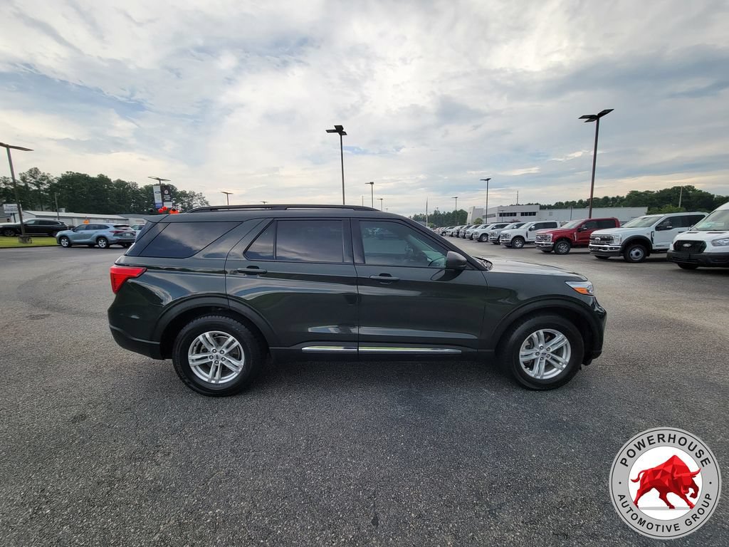 Certified 2022 Ford Explorer XLT RWD image 8