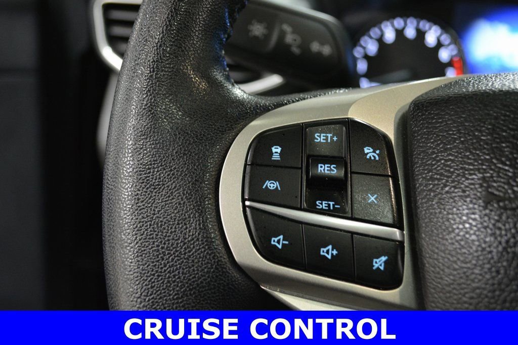 Certified 2022 Ford Explorer XLT w/ Equipment Group 202A image 21