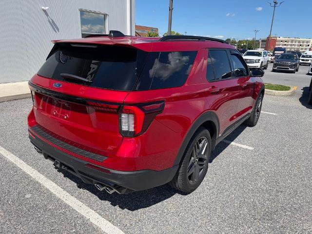 Certified 2025 Ford Explorer ST w/ Sun And Sound Package AWD/4WD image 8