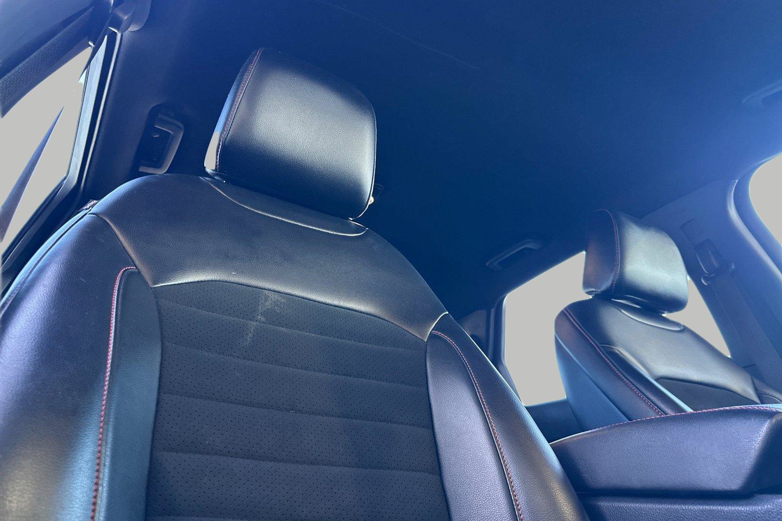 Certified 2023 Ford Edge ST-Line AWD/4WD image 16