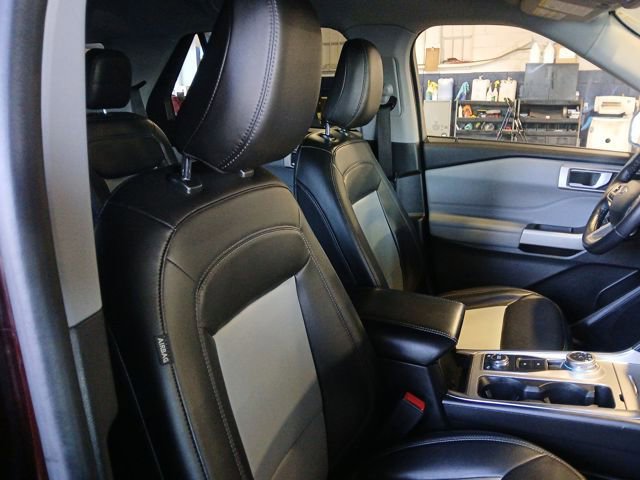 Certified 2023 Ford Explorer XLT w/ Equipment Group 202A image 65