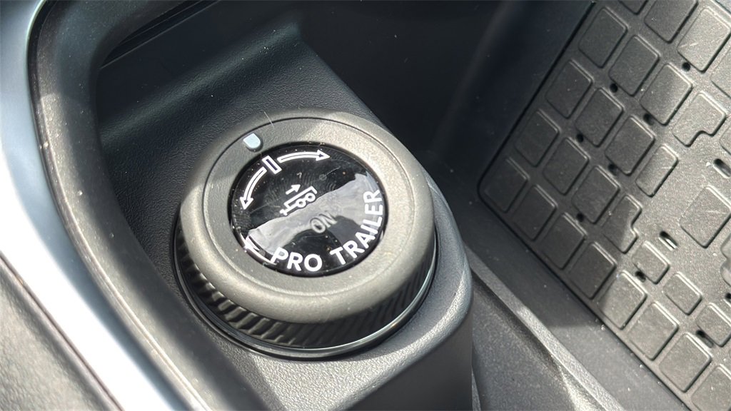 Certified 2025 Ford Expedition Tremor image 42