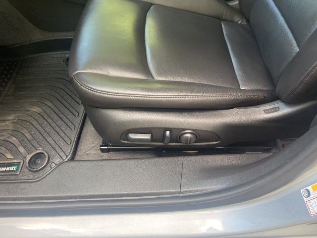 Used 2025 Chevrolet Malibu LT w/ Redline Edition image 18