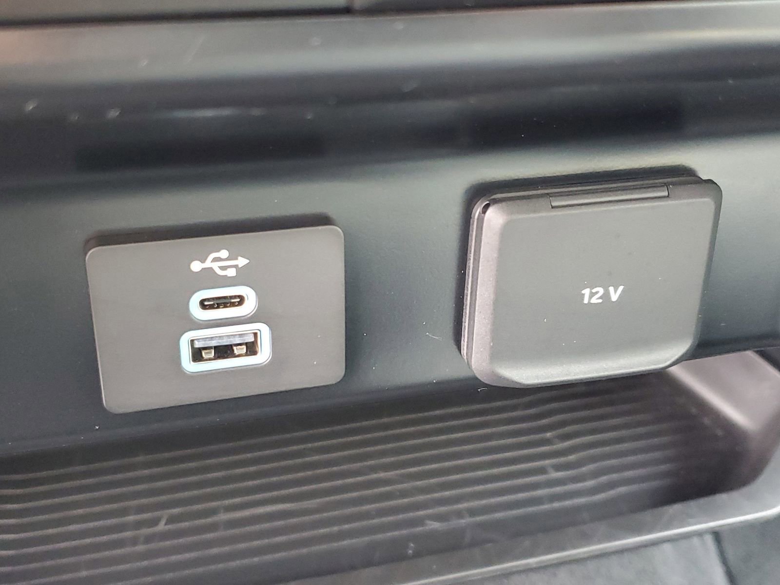 Certified 2025 Ford F350 XLT w/ FX4 Off-Road Package AWD/4WD image 26