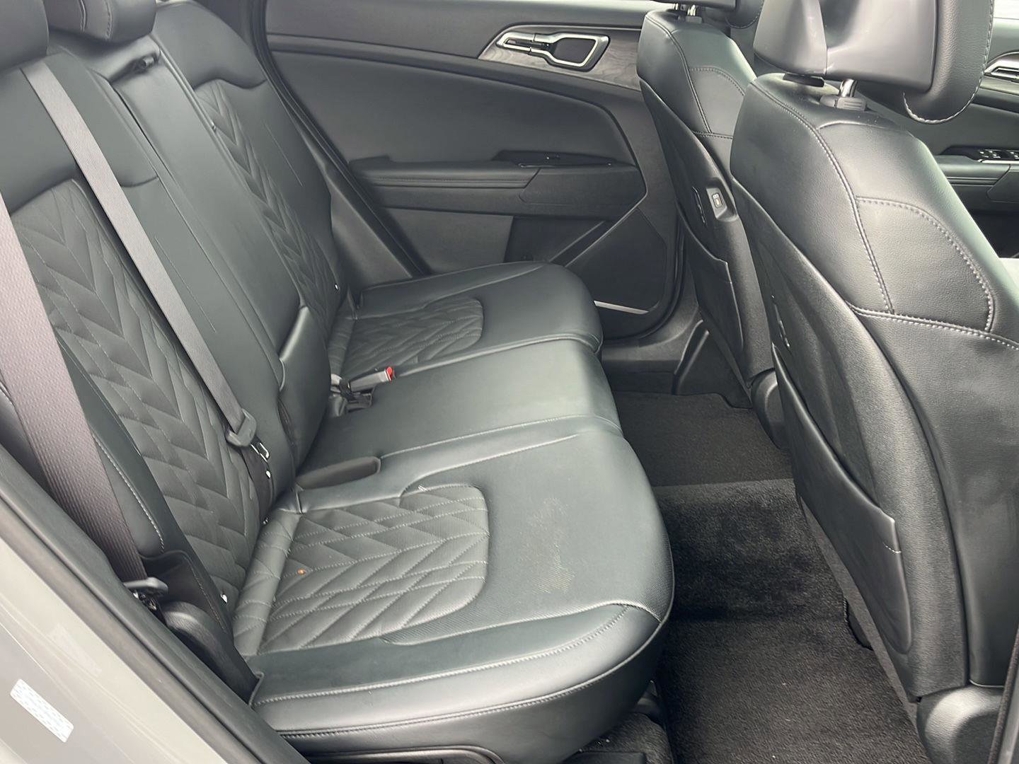 Used 2024 Kia Sportage X-Line w/ X-Line Premium Package image 16