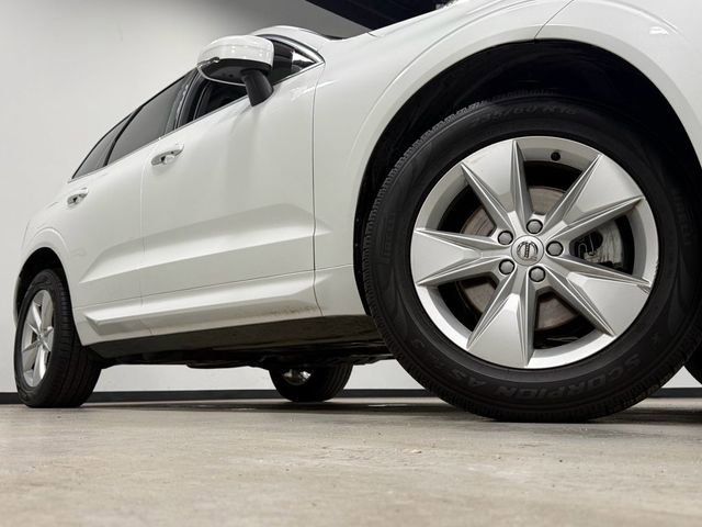 Used 2022 Volvo XC60 B5 Momentum AWD/4WD image 3