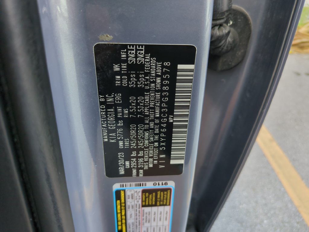Used 2023 Kia Telluride S FWD image 39