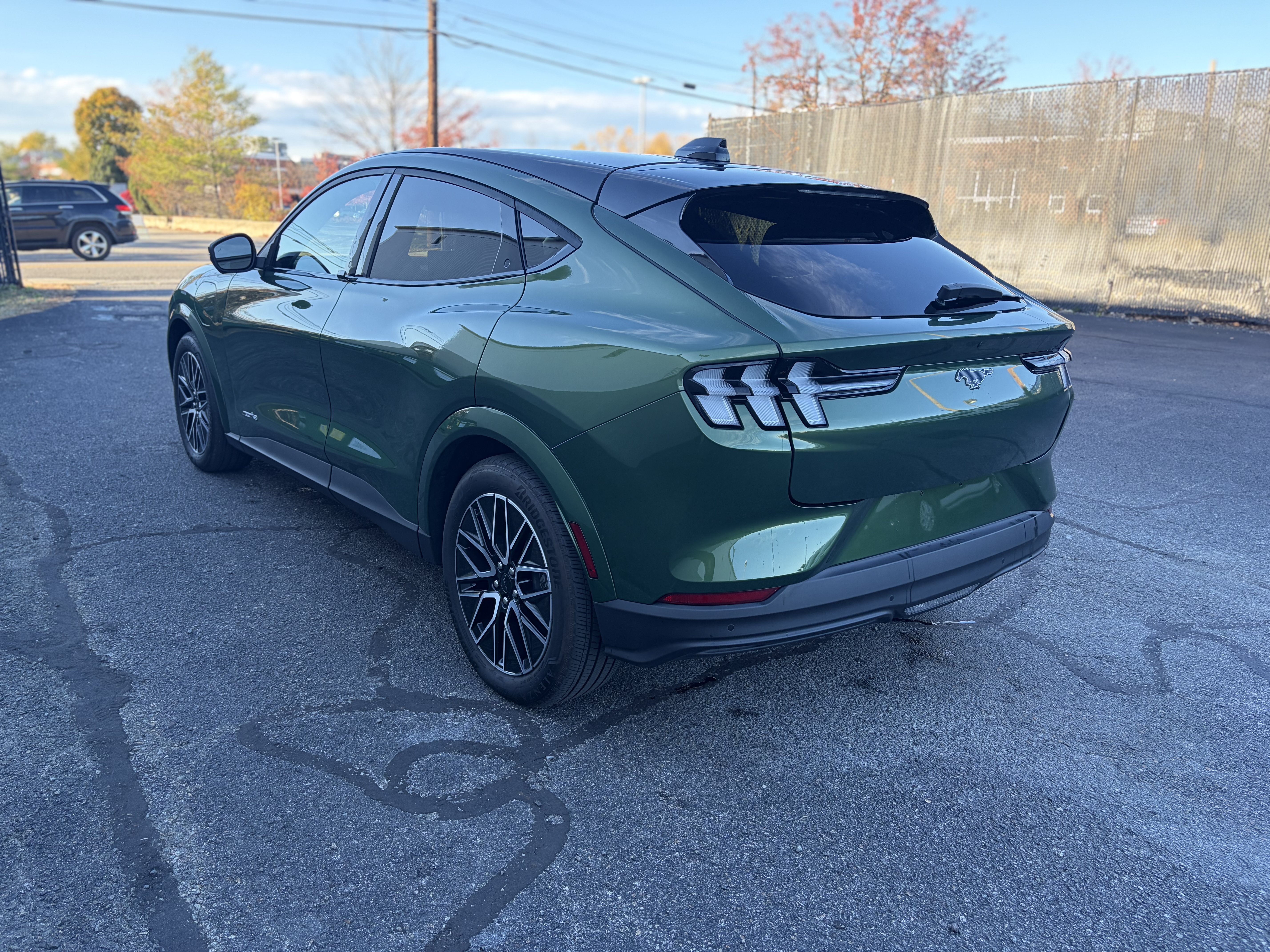 Certified 2025 Ford Mustang Mach-E Premium AWD/4WD image 7