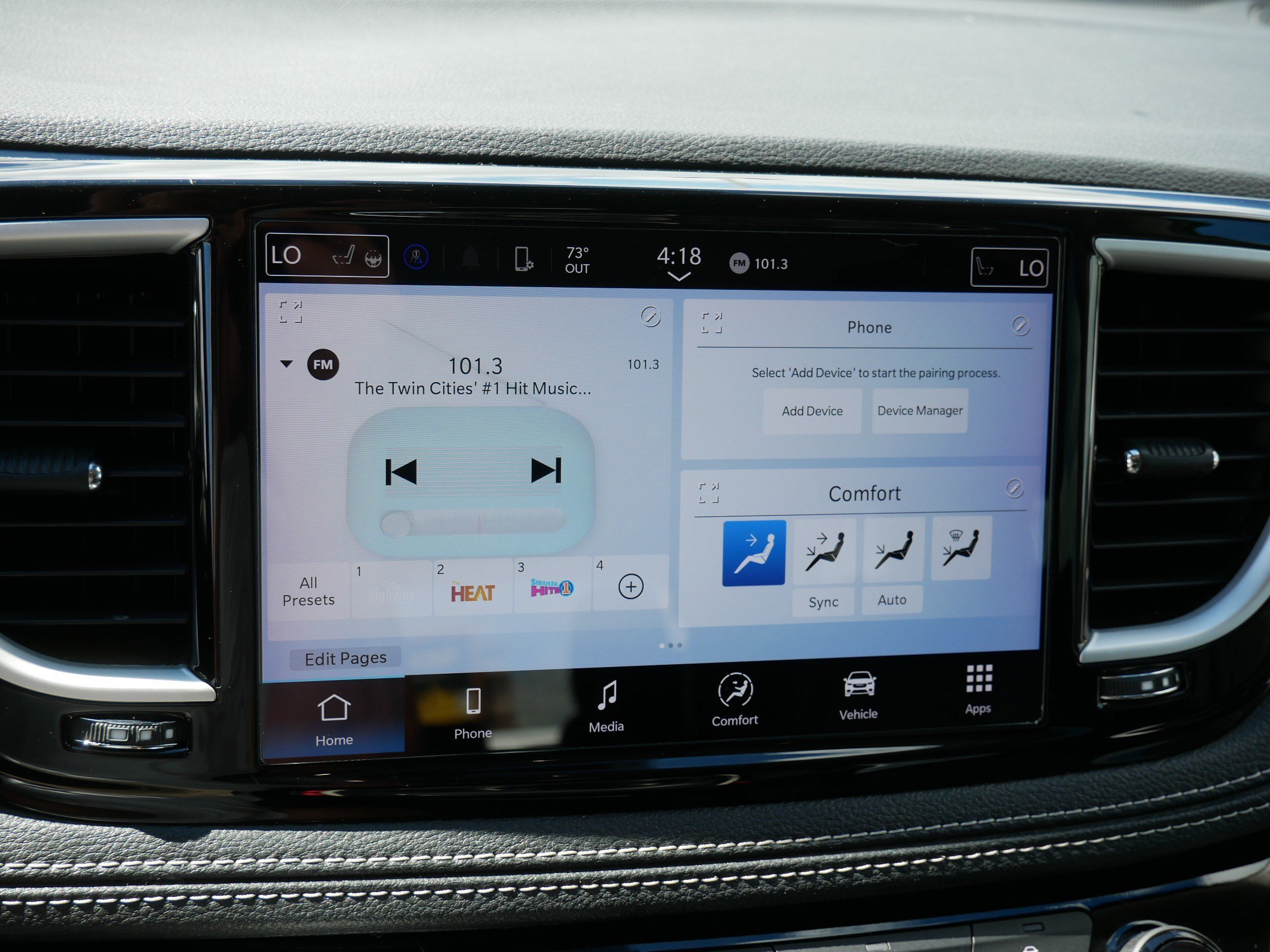 Used 2022 Chrysler Pacifica Touring-L FWD image 22