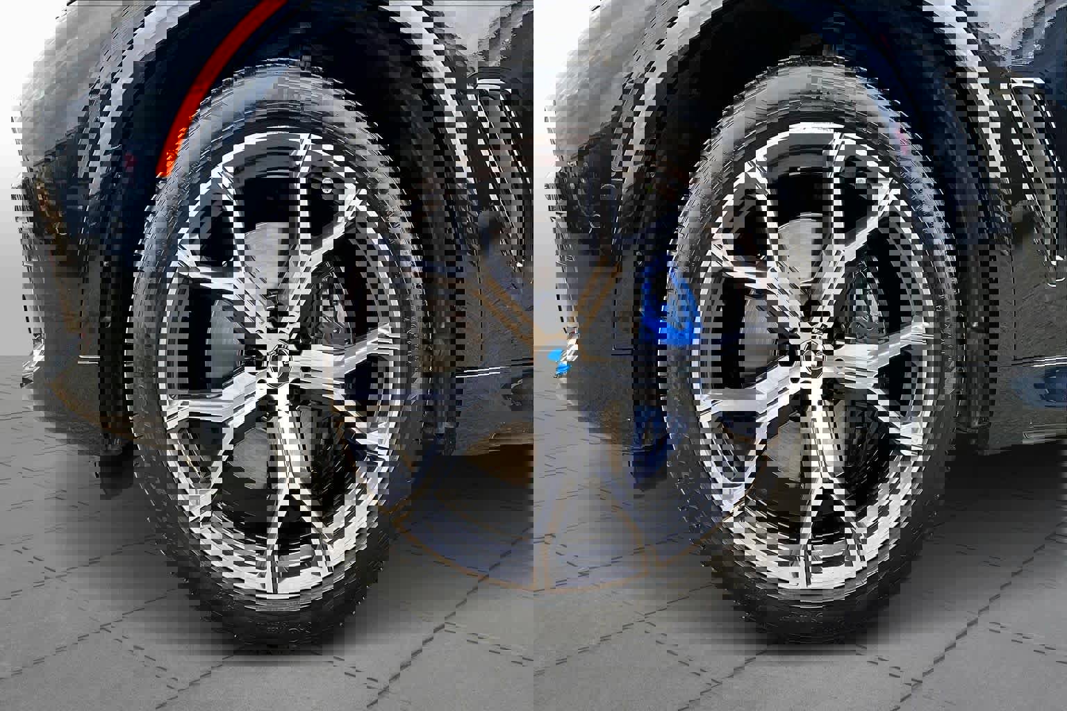 Used 2022 BMW X5 sDrive40i w/ M Sport Package image 16