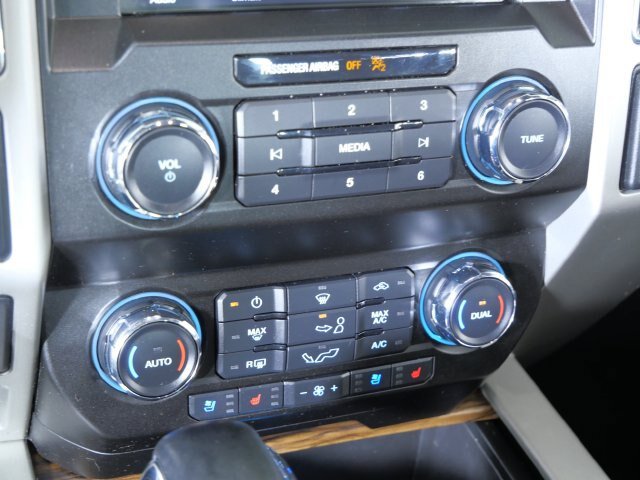 Certified 2019 Ford F150 Lariat w/ FX4 Off-Road Package AWD/4WD image 22