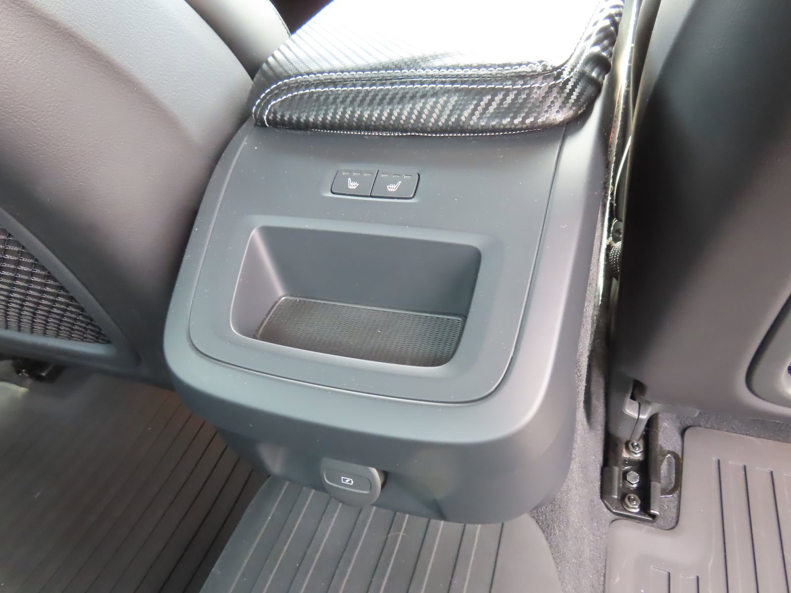 Used 2024 Volvo S60 B5 Plus w/ Climate Package AWD/4WD image 37