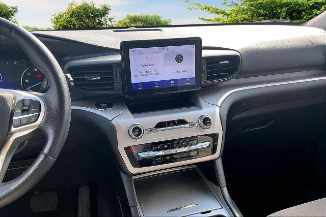Certified 2023 Ford Explorer XLT AWD/4WD image 6