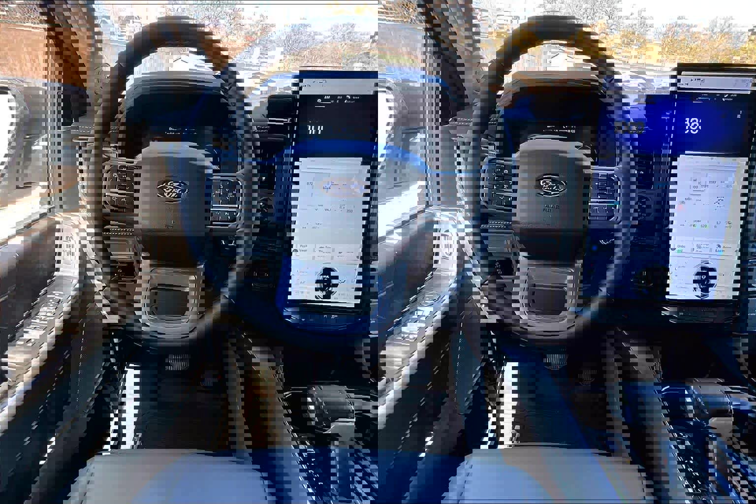 Certified 2025 Ford F150 Lightning Flash image 9