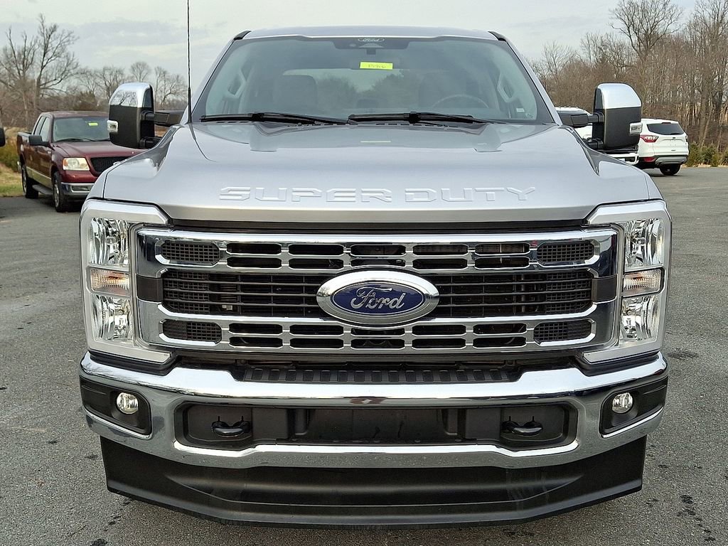 Certified 2024 Ford F250 XLT image 2