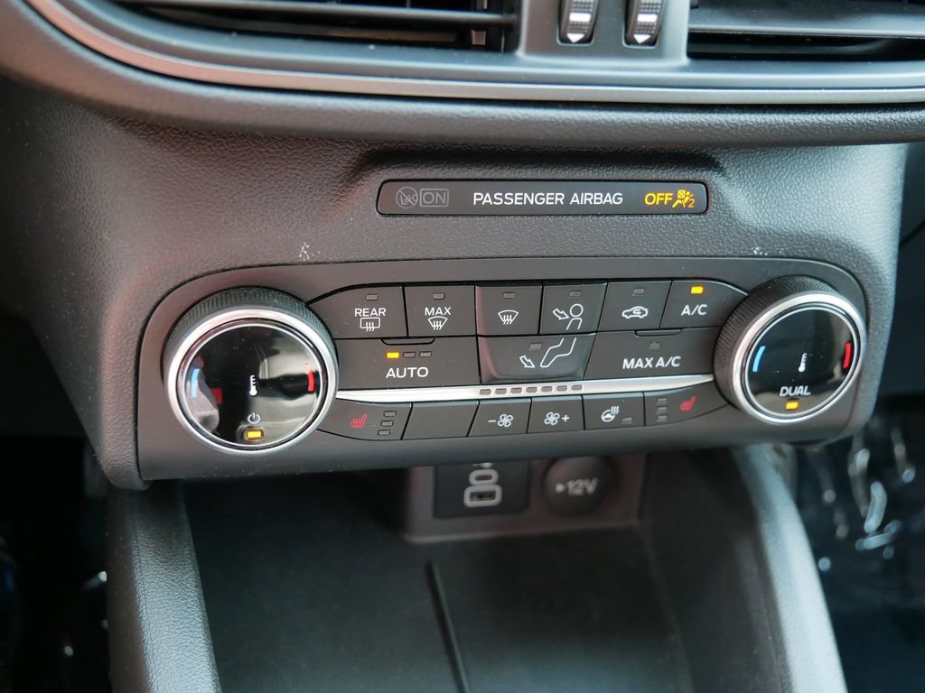 Certified 2024 Ford Escape Active AWD/4WD image 22