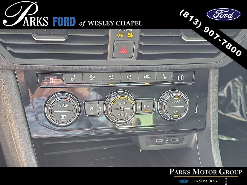 Used 2022 Volkswagen Jetta SEL FWD image 24