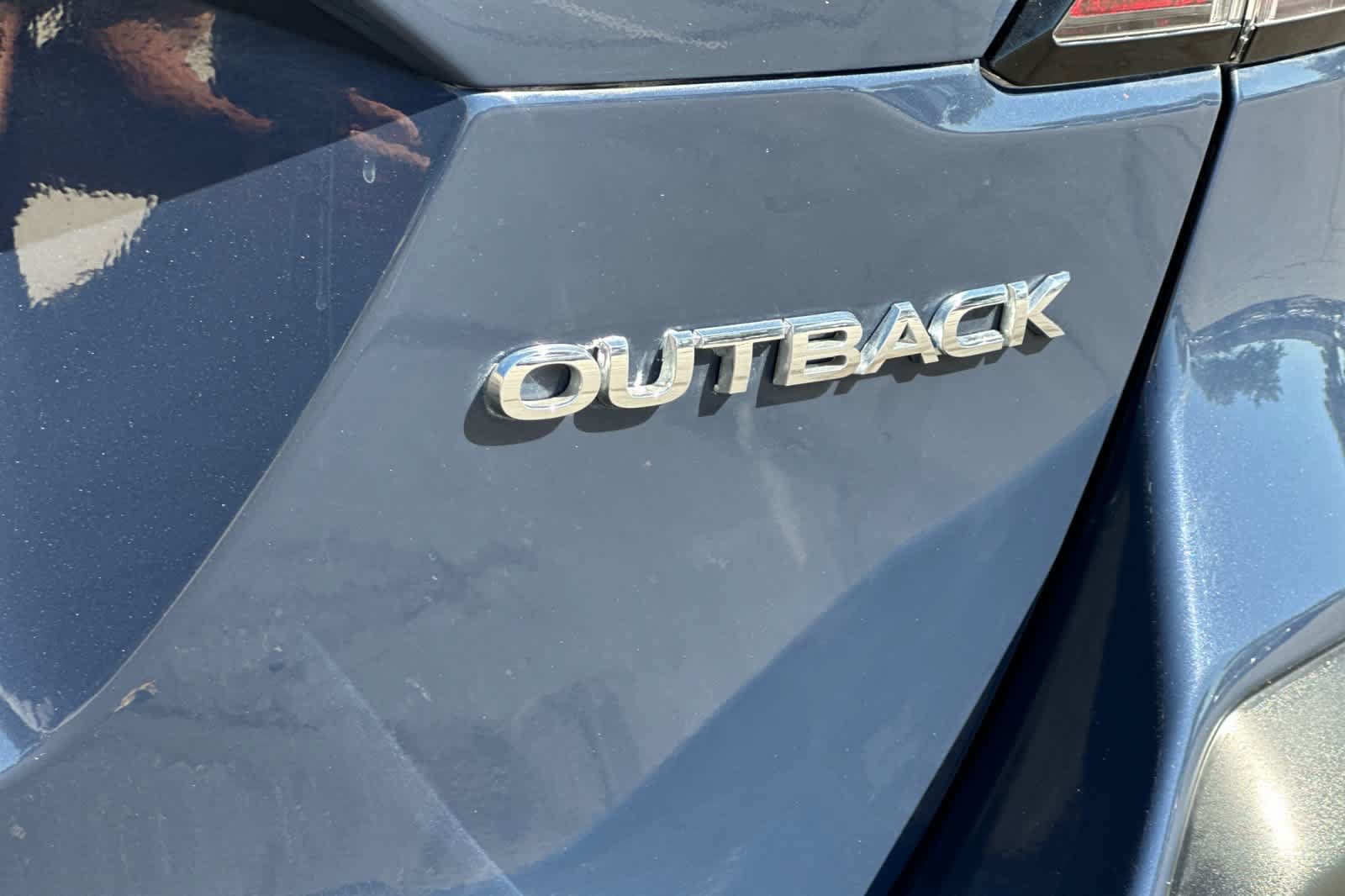 Used 2025 Subaru Outback Premium AWD/4WD image 29