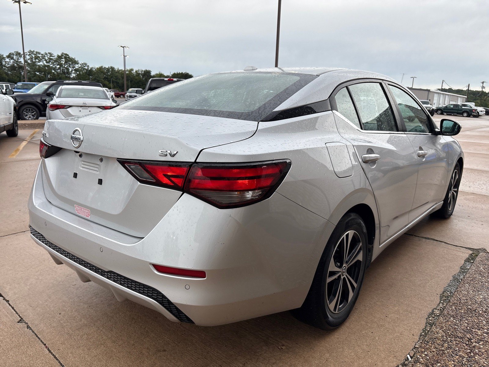Used 2022 Nissan Sentra SV FWD image 8