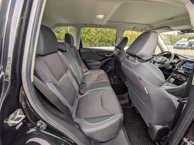 Used 2021 Subaru Forester Premium image 33