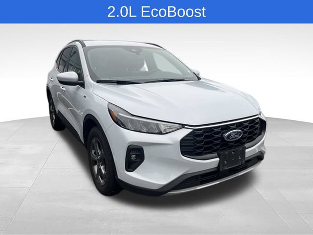 Certified 2025 Ford Escape ST-Line Select AWD/4WD image 1