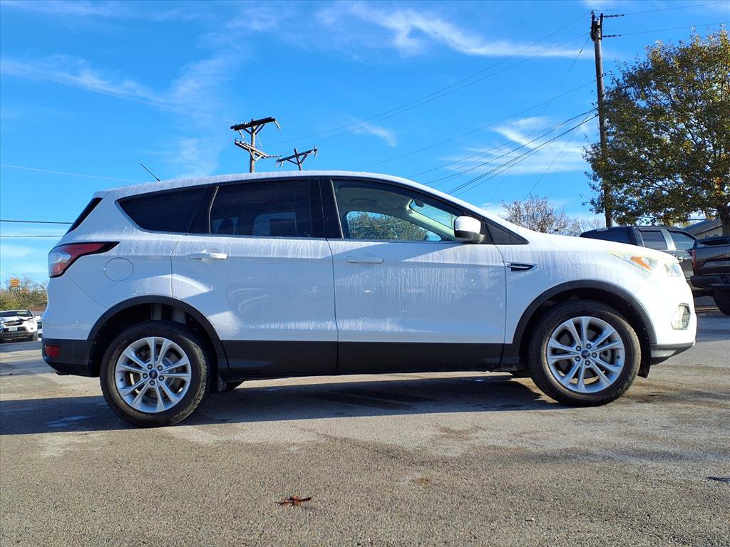 Certified 2017 Ford Escape SE image 4